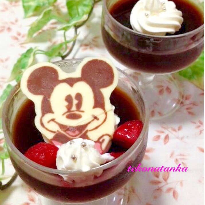 キャラチョコを飾って♪ミッキーのコーヒーゼリー